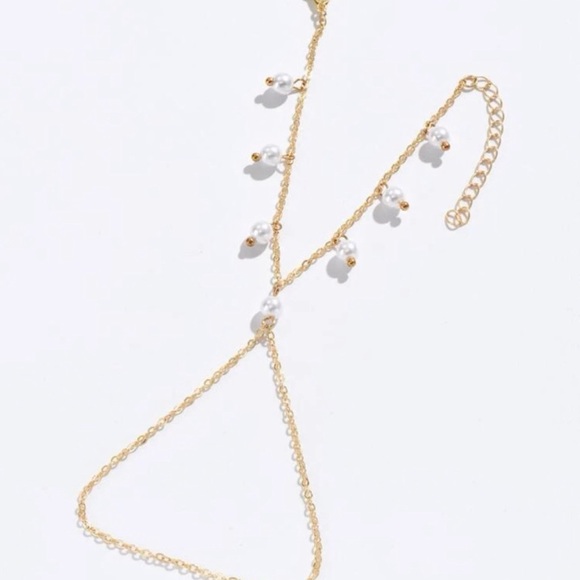 Gold Pearl Finger Bracelet - Picture 3 of 5